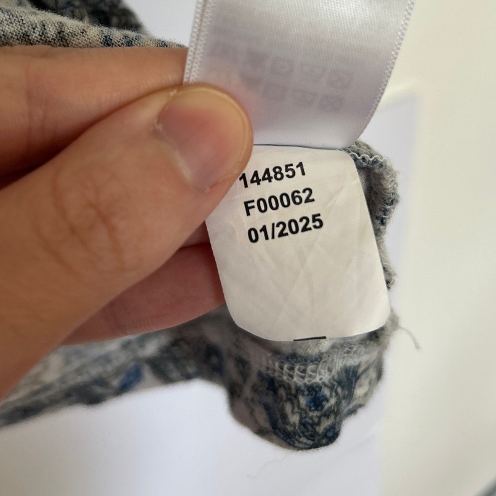 Lucky Brand Blue Floral Smocked Peplum Blouse M Cotton Modal Linen 2025 Cottage - Picture 11 of 13